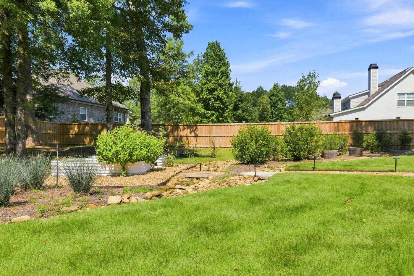 Snead Avenue: finished landscape detail 10 of 12